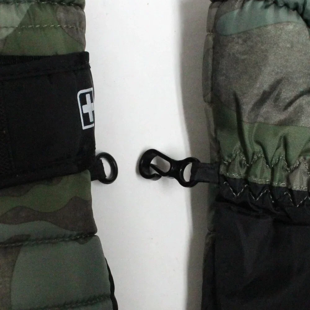 Swiss Tech L-XL Black and Camouflage Peakproof Waterproof Ski Glove